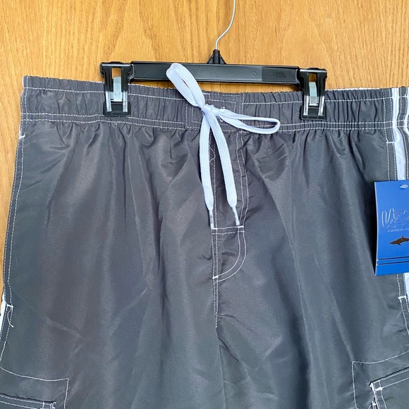 Men’s Cargo Swim Trunks - Picture 5 of 10